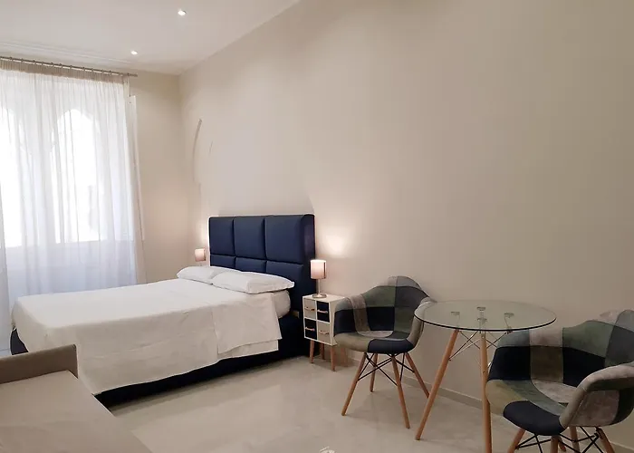 לינה וארוחת בוקר Via Cavour 32