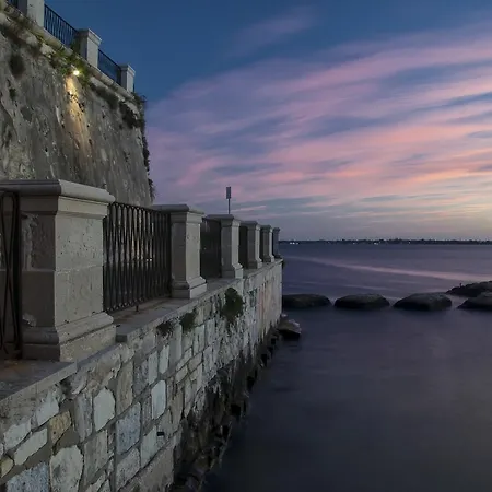 Bed and breakfast Via Cavour 32 4*